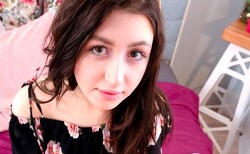 emily bloom cam girl webcam